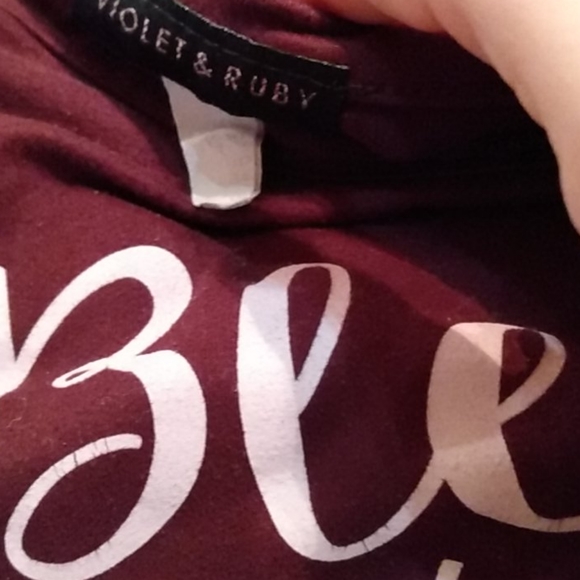 Violet and ruby - Picture 3 of 3